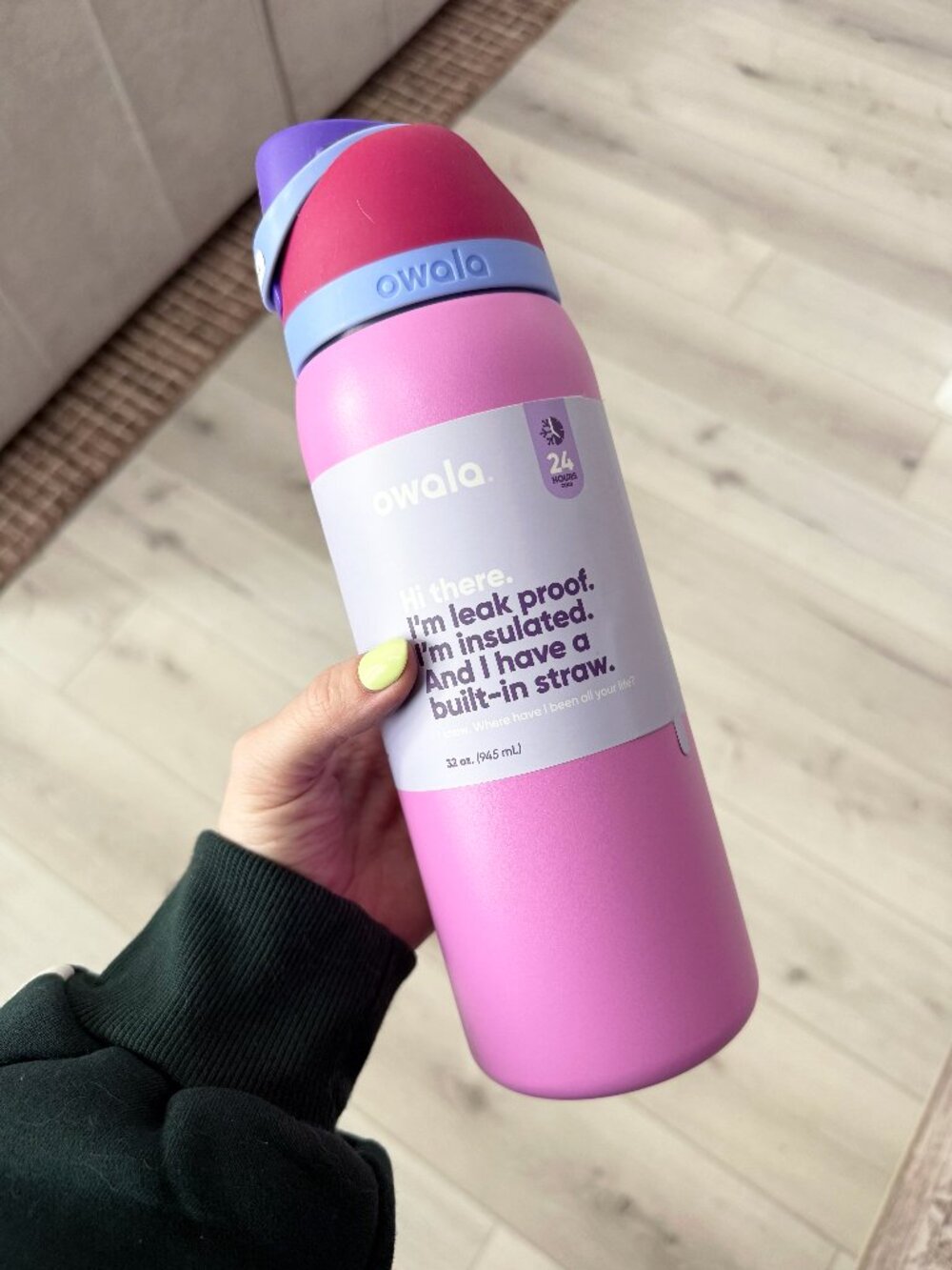 "Electric Orchid" Owala - 32 oz Freesip